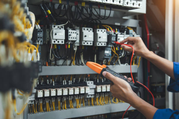 Best Circuit Breaker Repair  in Gilbert, AZ